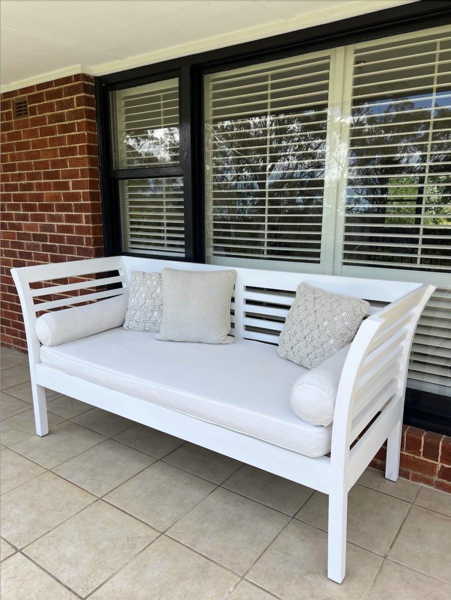 The daybed comfortably seats 3