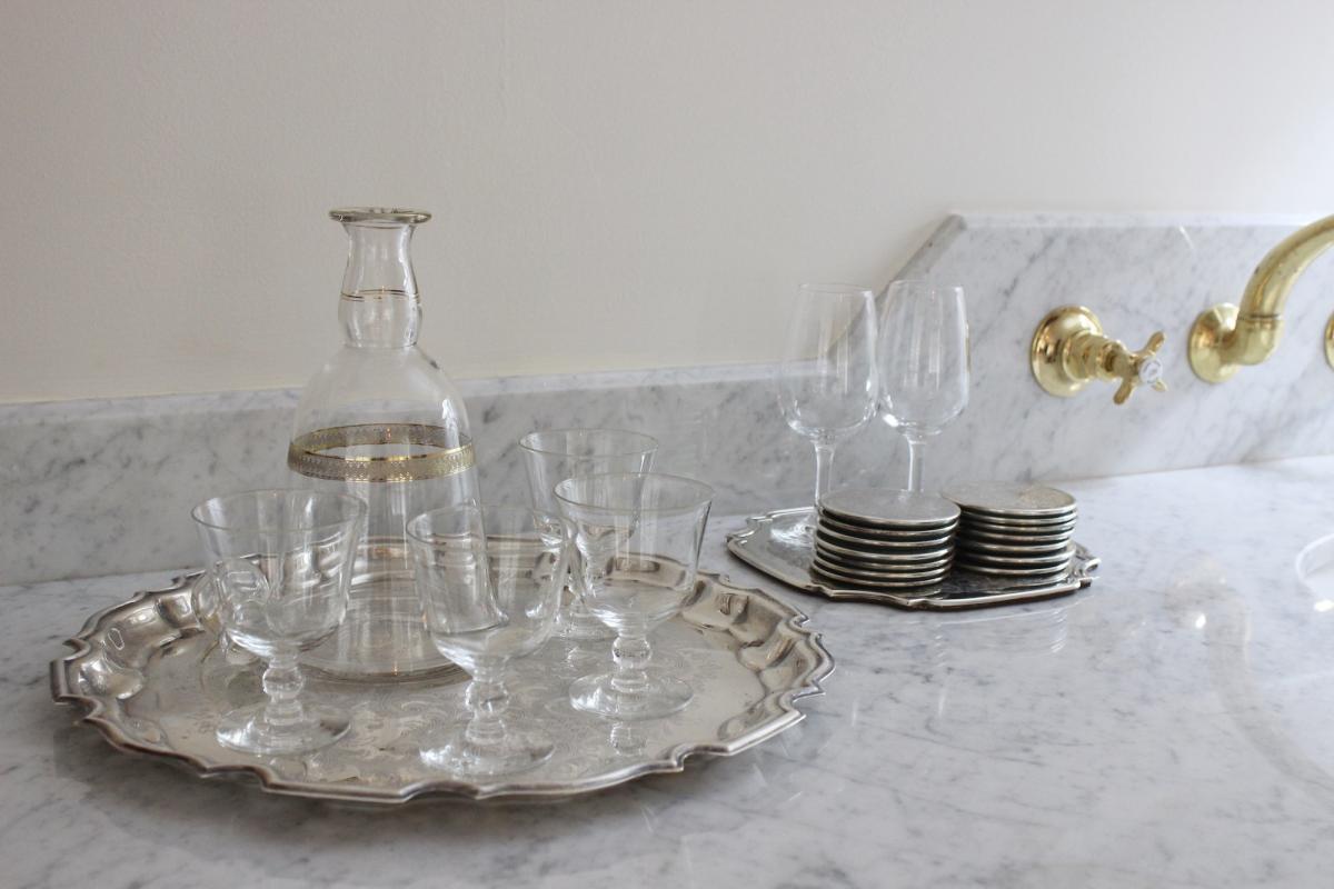 Wet Bar in Family Room